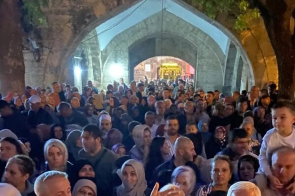 85 Kişilik Umre Kafilesi Dualarla Yolcu Edildi