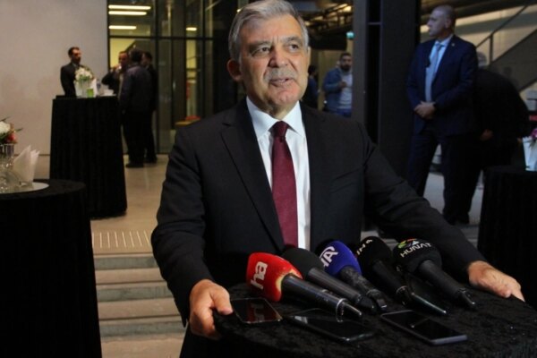 Abdullah Gül’den İsrail Tepkisi: Sürpriz Değil, Sorunların Sebebi İsrail