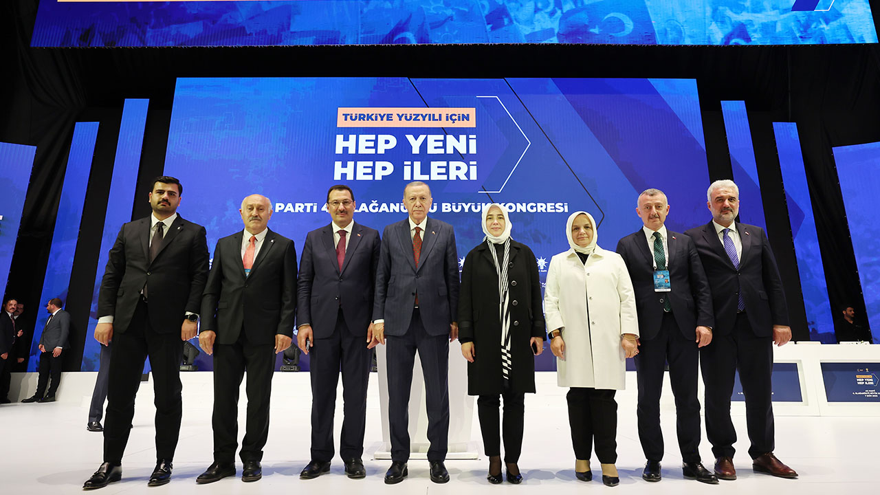 ak partinin yeni myksı netleşti İşte myk listesi