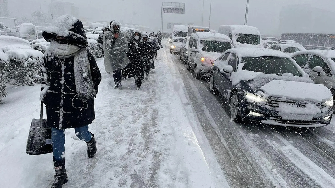 AKOM’dan İstanbul İçin Kar Uyarısı