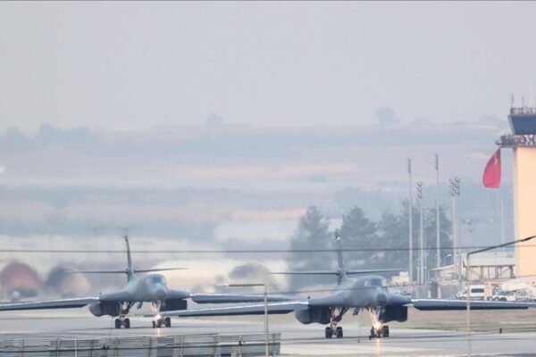 Amerikan Uçakları İncirlik Üssü’nde