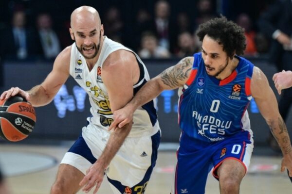 Anadolu Efes Fenerbahçe Beko’ya Mağlup Oldu