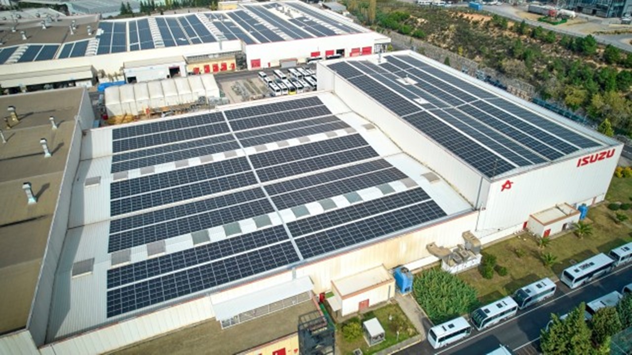 anadolu isuzu elektrik İhtiyacını güneş enerjisinden elde edecek