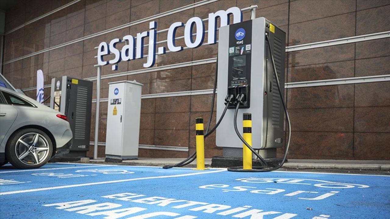 ankaranın en büyük elektrikli araç Şarj İstasyonu hizmet vermeye başladı
