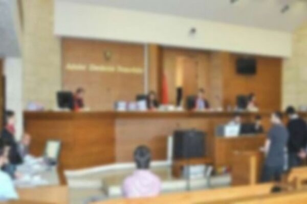Annelerini Öldürdükleri İddia Edilen 2 Kardeş Hakim Karşısında