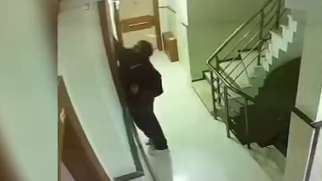 apartmanın acil durum işıklarını söken Şahıs yakalandı
