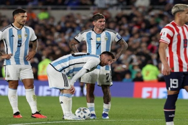 Arjantin – Paraguay Maçında Skandal Hareket! Futbol Dünyası Şokta