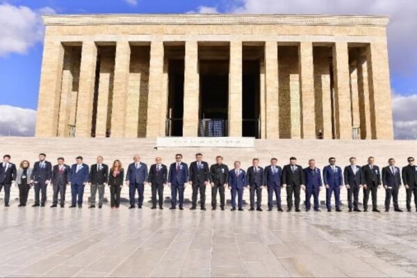 ASELSAN Heyeti Anıtkabir’i Ziyaret Etti