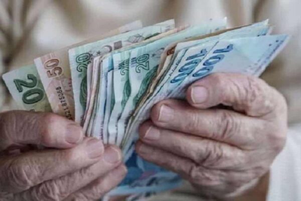 Asgari Ücretin Artmasıyla Gözler Emekli Maaşlarına Çevrildi 
