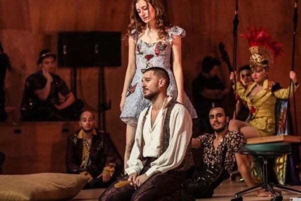 “Aşık Shakespeare” Türkiye’de İlk Defa Sahnelendi