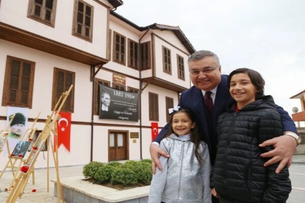 Atatürk Evi’ni 5 Yılda 750 Bin Kişi Ziyaret Etti