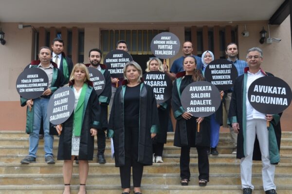 Avukatlara Yapılan Şiddet Bilecik’te Kınandı