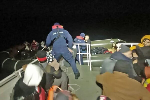 Ayvalık Açıklarında Göçmen Operasyonu