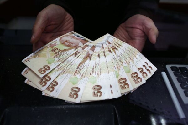 Az Evvel Duyuruldu! 18 Yaşından Büyüklere 375000 Lira Faizsiz Kredi Fırsatı Başladı
