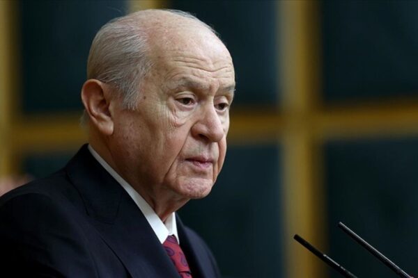 Bahçeli, Alparslan Türkeş’in Mezarına Bayram Ziyareti