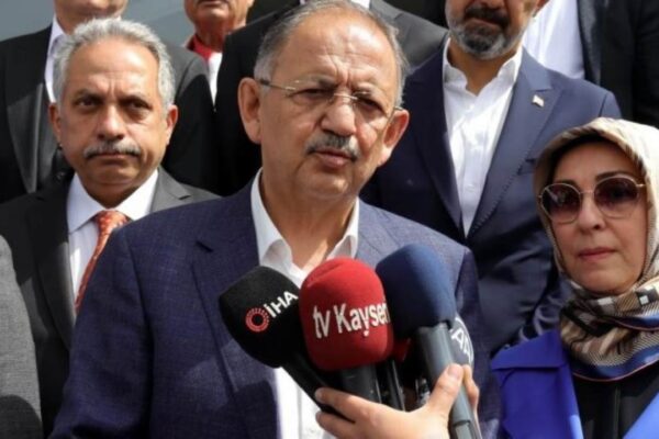Bakan Özhaseki 500 Bin TL Konut Yapım Hibesi Verileceğini Açıkladı