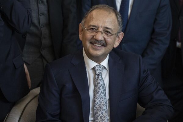 Bakan Özhaseki Duyurdu! Deprem Konutları 1 Ay Sonra Teslim Edilecek