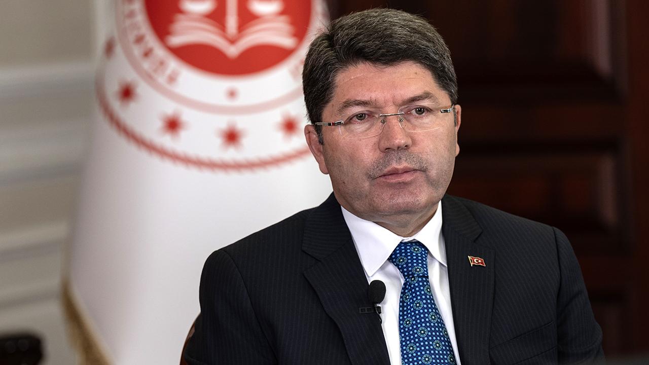 bakan tunçtan can atalay yorumu tahliye edilmemişti