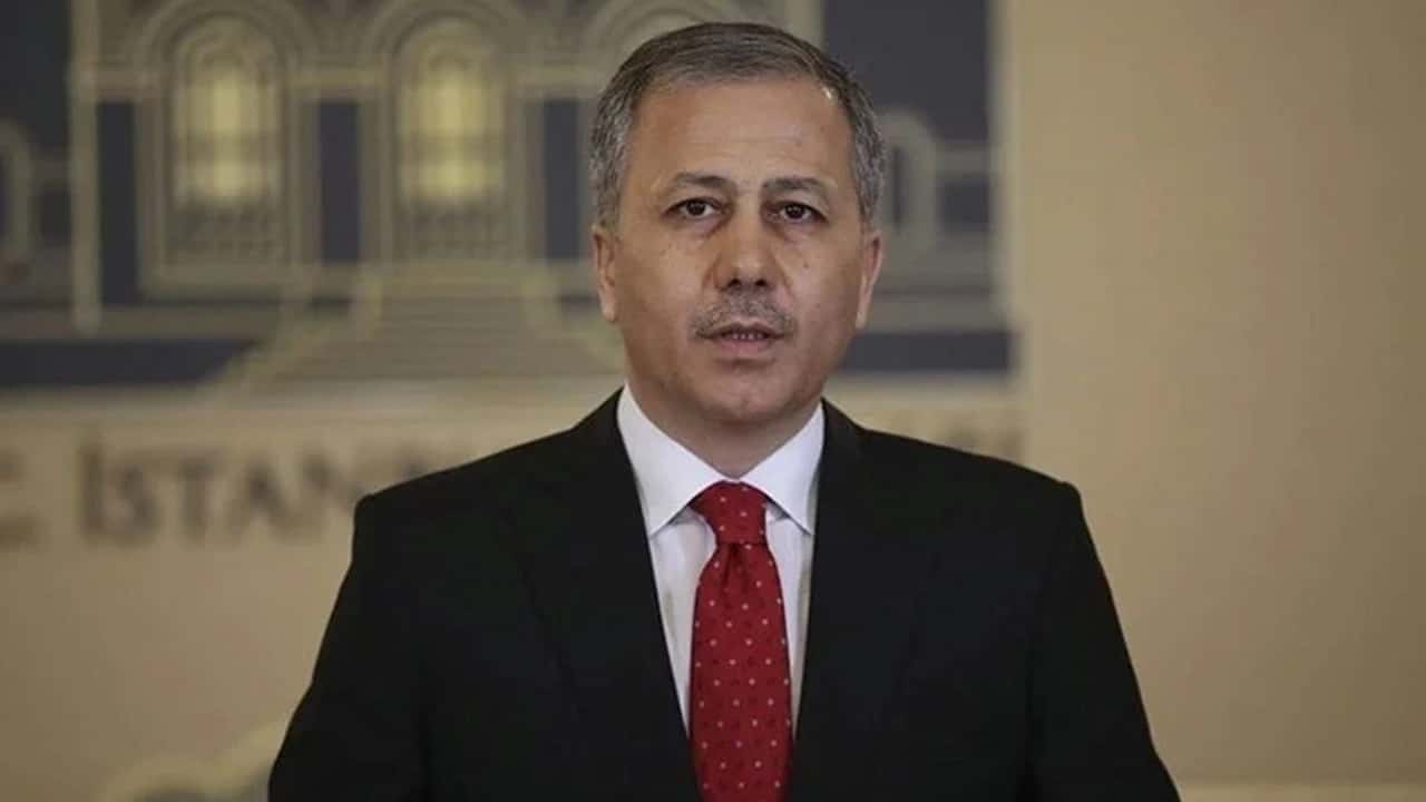 bakan yerlikaya 85 göçmen kaçakçılığı organizatörünün yakalandığını açıkladı