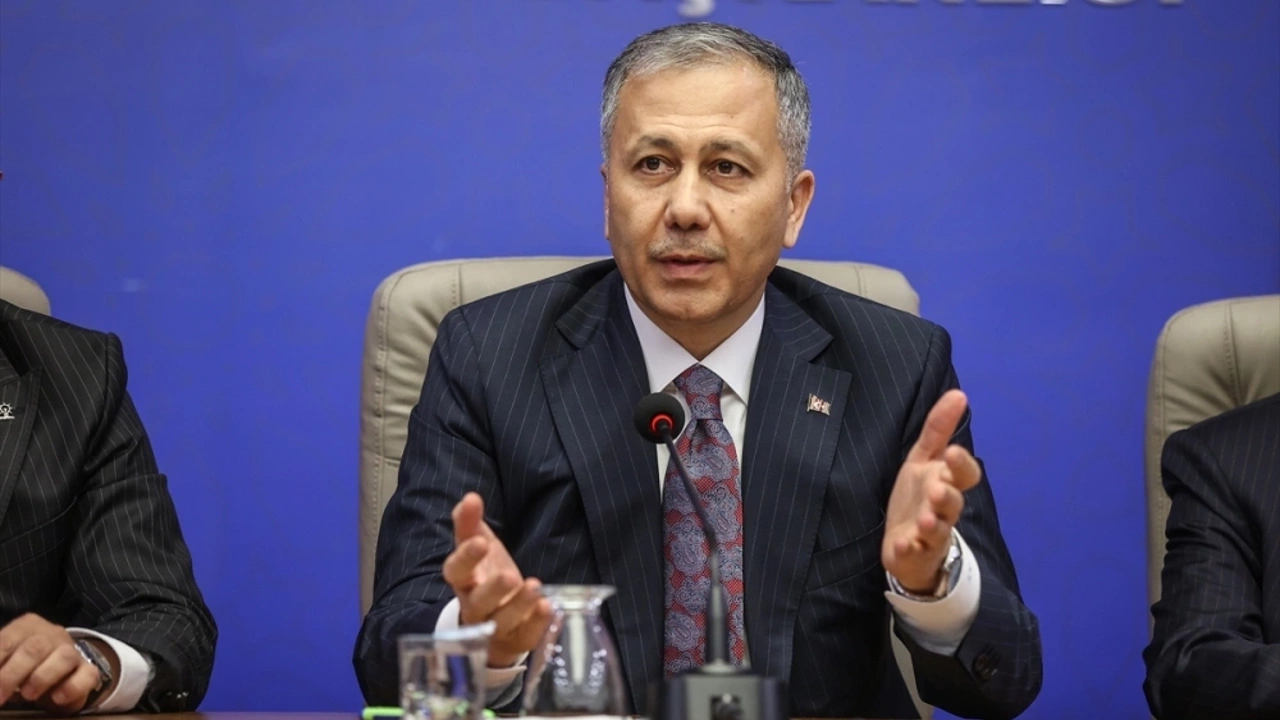 bakan yerlikaya bursa İl başkanlığında konuştu