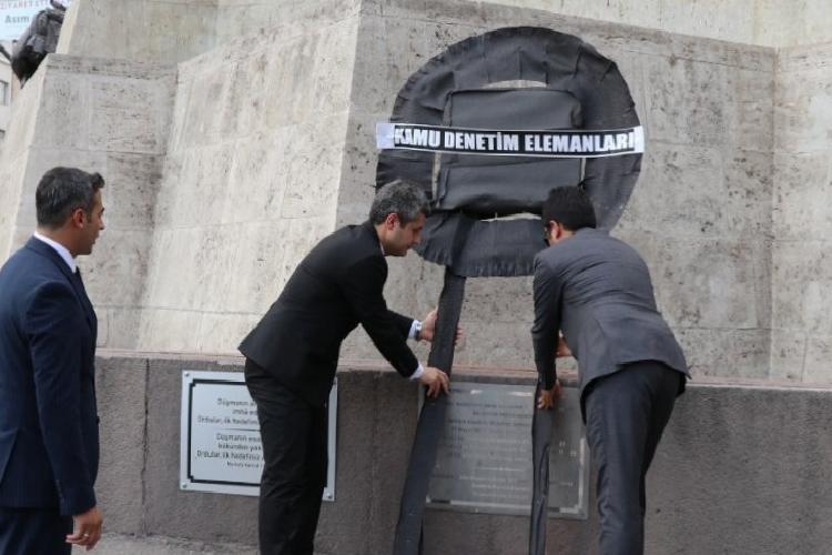 Bakanlık müfettişlerinden siyah çelenk!