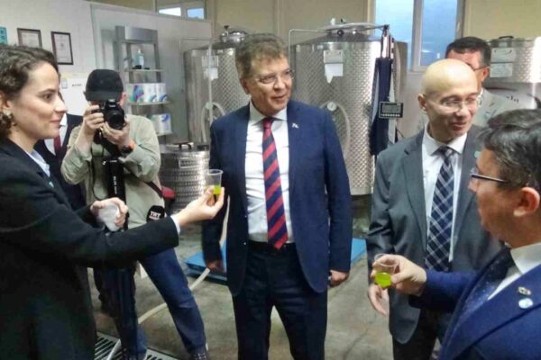 Balıkesir Üniversitesi ile Edremit Belediyesi  Zeytinyağı Üretim İşbirliği