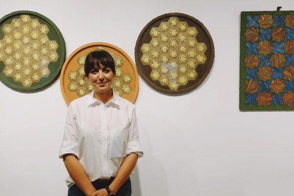 Başak Alkan’ın Ebru Sanatı Sergisi “Başka” Sanat Tutkunlarıyla Buluştu
