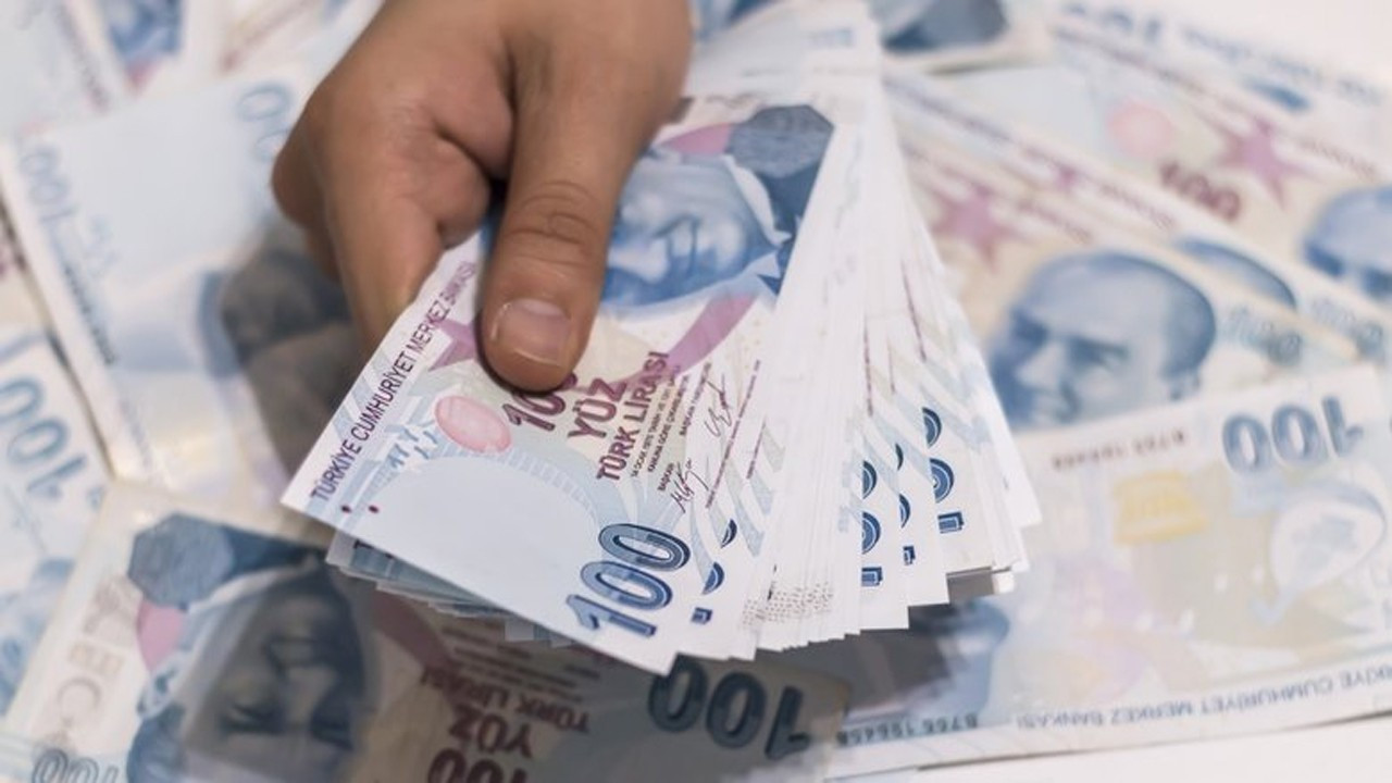 belediyeden Çalışanlara yüzde 25 ek zam