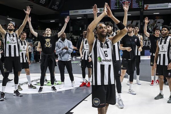 Beşiktaş Emlakjet Paris Basketball’a Konuk Olacak