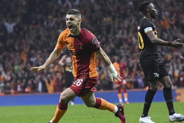 Beşiktaş’ta Flaş Transfer: Bomba Gibi Düştü!
