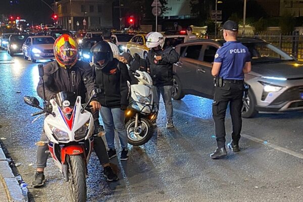 Beşiktaş’ta Motosiklet Denetimi Yapıldı