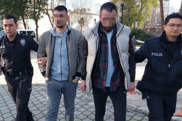 Bıçaklı Kavgada İki Kişi Gözaltına Alındı