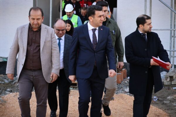 Bilecik Valisi İnşası Devam Eden Sağlık Merkezlerini Ziyaret Etti