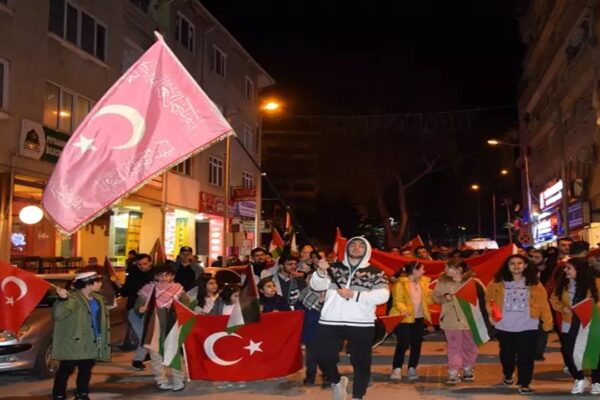 Bilecikliler Şehitler ve Filistinliler İçin Yürüdü