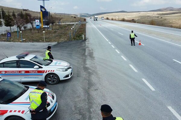 Bilecik’te Jandarma Dronlarla Trafik Denetimine Geçti