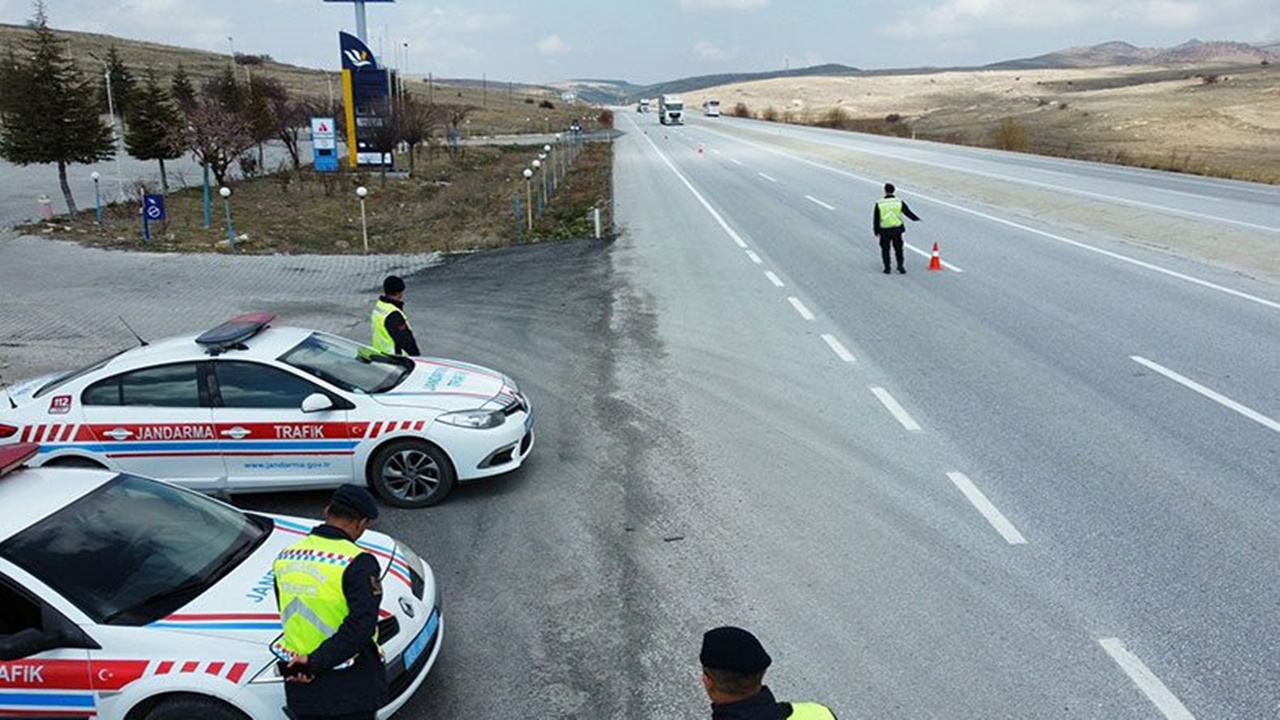 bilecikte jandarma dronlarla trafik denetimine geçti