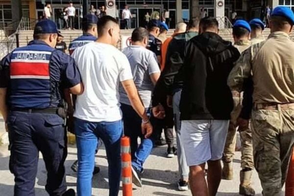 Bir Haftada 481 Düzensiz Göçmen Yakalandı