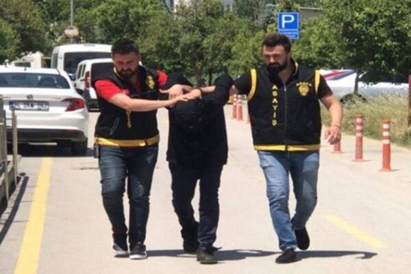 Bir Kişi Annesini Öldürme İddiasıyla Gözaltına Alındı