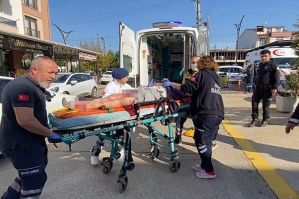Bir Kişi Tartıştığı 2 Kadını Tabancayla Yaraladı