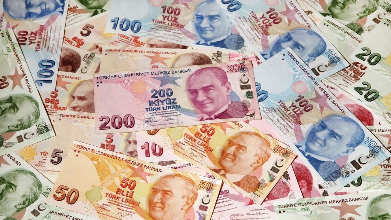 borcu olanın İmdadına yapı kredi yetişti ekim boyunca 70 bin tl borç kapatma kredisi verilecek