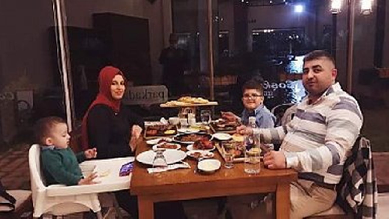 boşanma aşamasındaki karısı İle 2 oğlunu silahla Öldürüp İntihar etti