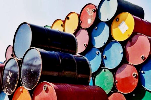 Brent Petrolün Varil Fiyatı Arttı