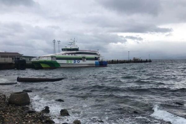 Bursa Deniz Otobüsleri Kuvvetli Rüzgar Nedeniyle 7 Seferi İptal Etti