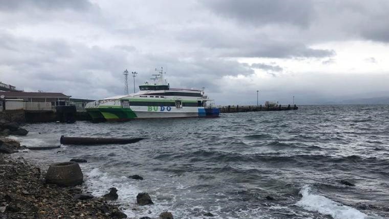Bursa Deniz Otobüsleri Kuvvetli Rüzgar Nedeniyle 7 Seferi İptal Etti