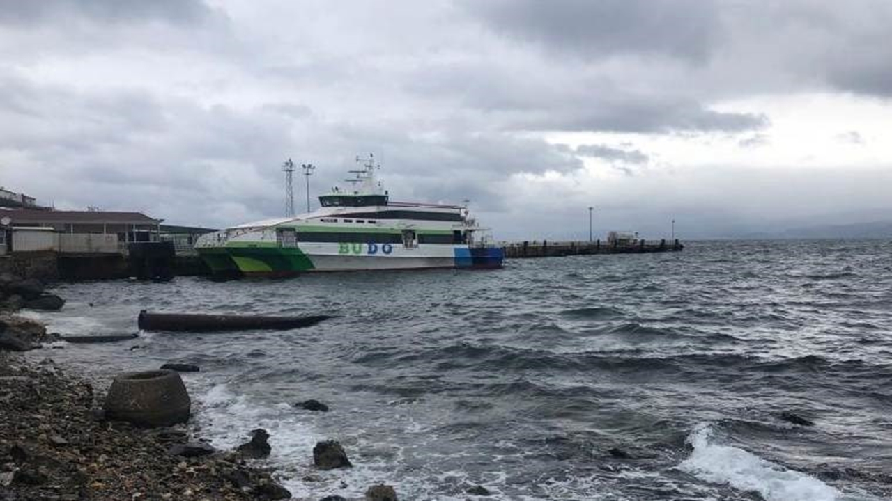 bursa deniz otobüsleri kuvvetli rüzgar nedeniyle 7 seferi İptal etti