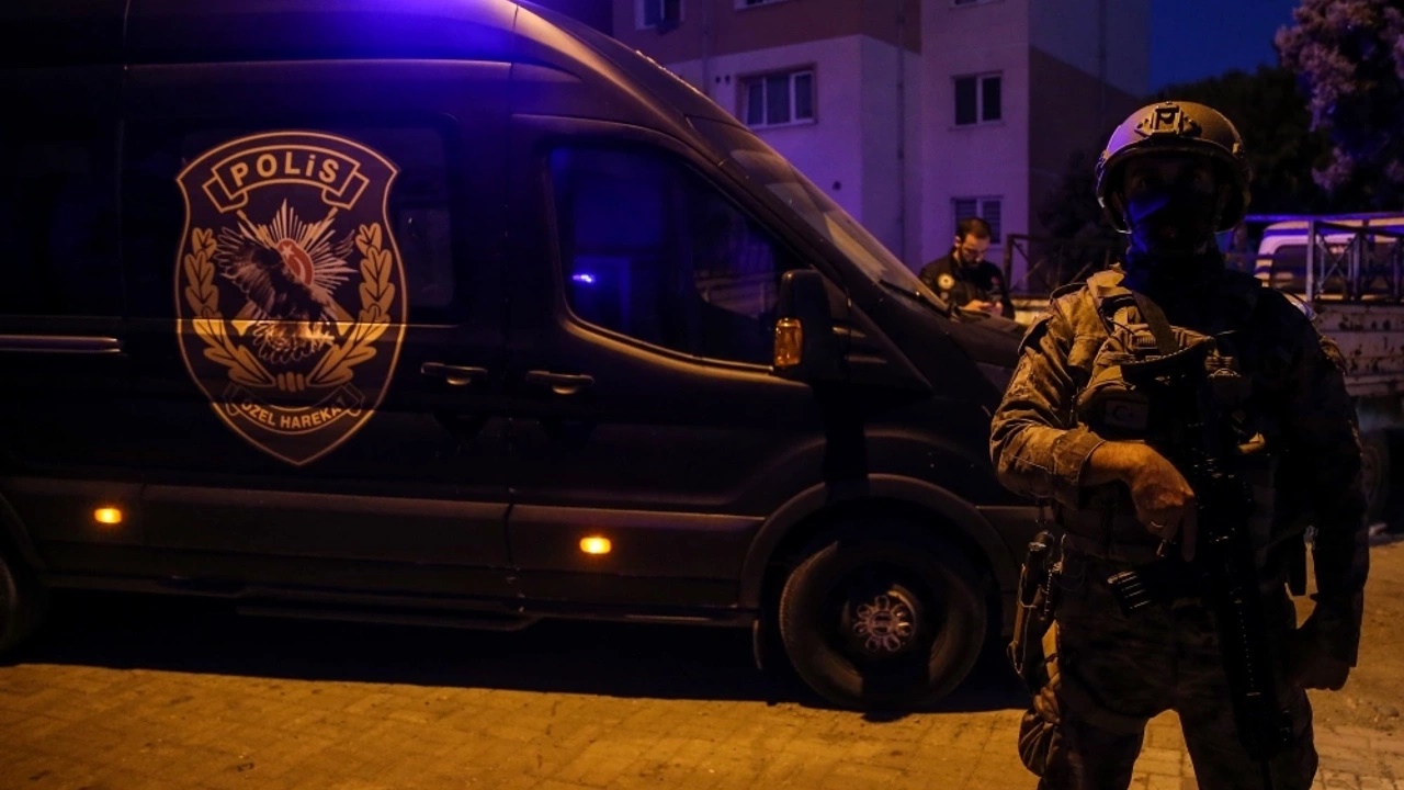 bursada büyük darbe uyuşturucu satıcılarına eş zamanlı operasyon