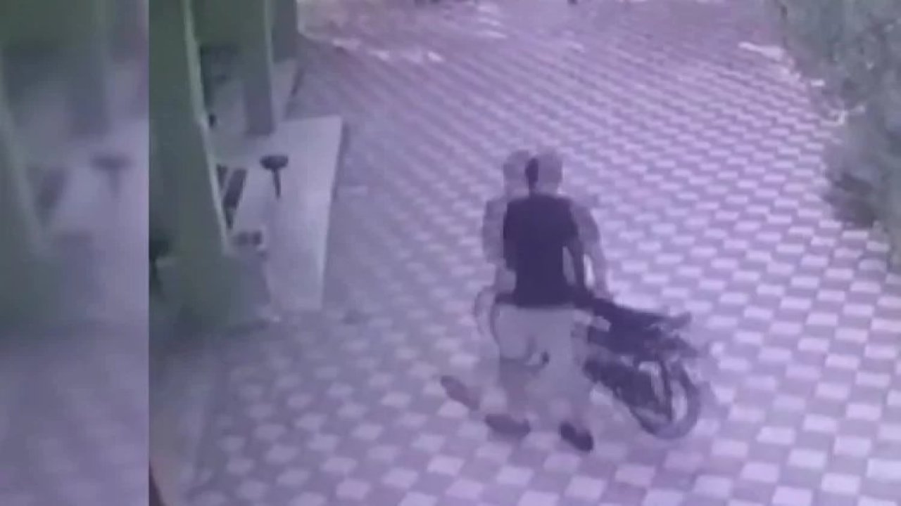 bursada caminin bahçesinden İmamın motosikleti Çalındı