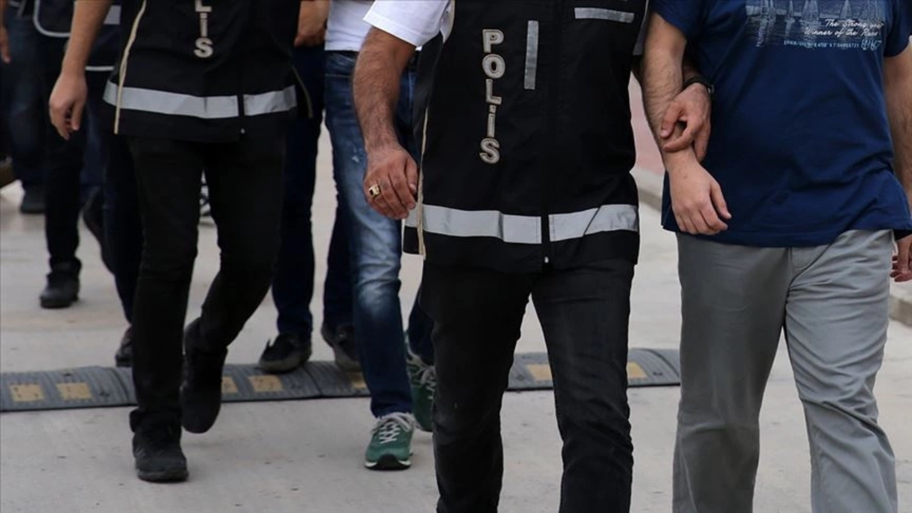 bursada fetÖ operasyonunda 14 kişi gözaltına alındı
