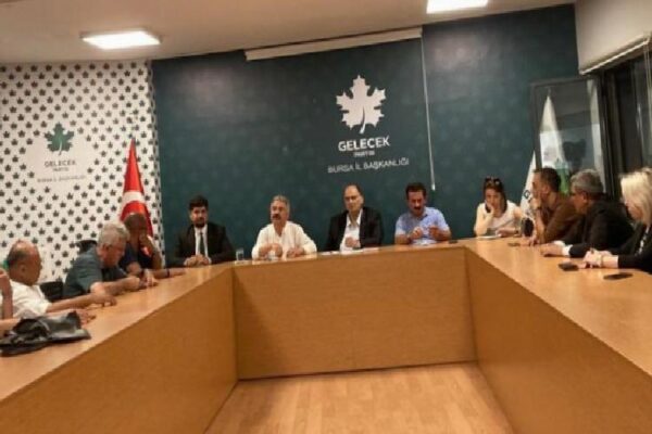 Bursa’da ‘Gelecek’ten jet toplantı!