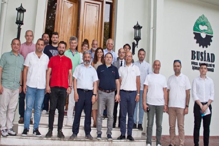 busİad acil ihtara öncülük ediyor